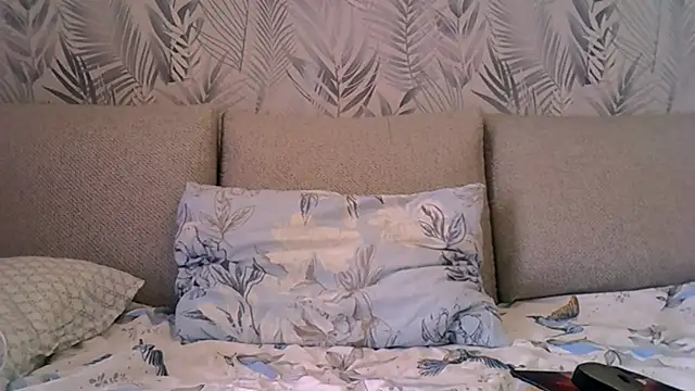 ShelaDiass online show from March 29, 2:55 am