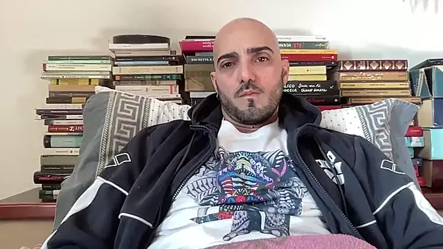 alessandromori91 online show from March 19, 2:32 pm