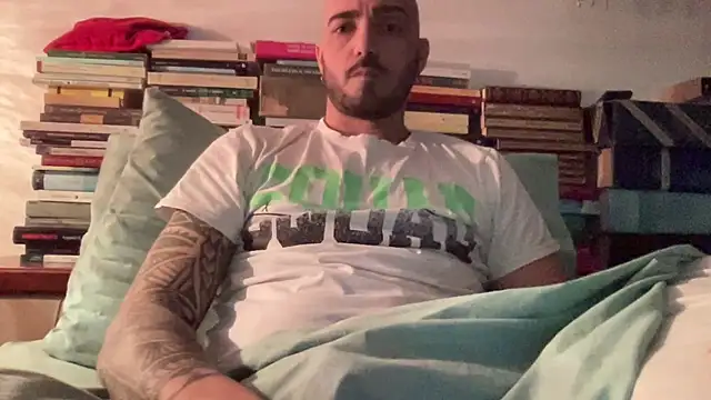 alessandromori91 online show from April 8, 8:31 pm