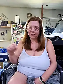 MsShelby40 online show from December 17, 6:42 pm