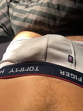 Snapshot of enzomlt chatting on January 8, 9:55 pm enzomlt online show from January 8, 9:55 pm