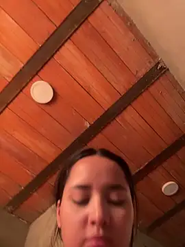 MollySanders    online show from May 22, 10:04 pm