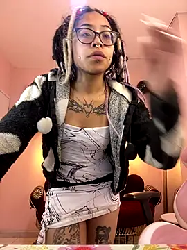 Violetta Suky online show from October 22, 1:33 pm