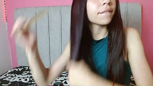 Snapshot of monicahotsex303av chatting on December 12, 9:40 am monicahotsex303av online show from December 12, 9:40 am