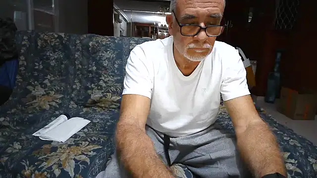 maduroguapo online show from December 17, 5:15 pm