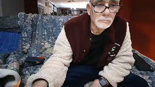 maduroguapo online show from February 10, 10:40 pm