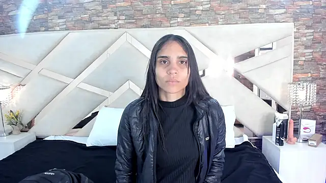 sophie pariss online show from September 13, 4:23 am