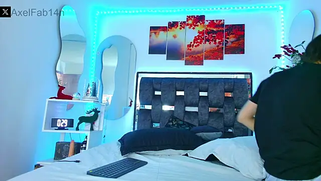 Alex and Fabian online show from January 15, 7:01 pm