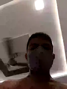 lovablesam online show from December 6, 9:13 pm