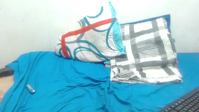 Snapshot of damian_bottom_bigcock chatting on October 25, 11:10 pm damian bottom bigcock online show from October 25, 11:10 pm