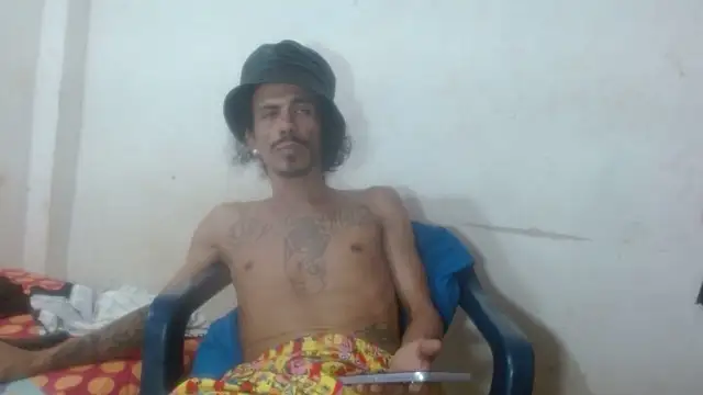 Snapshot of damian_bottom_bigcock chatting on February 10, 8:02 pm damian bottom bigcock online show from February 10, 8:02 pm