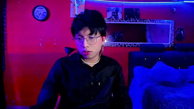 Snapshot of AnggelONfiree chatting on March 5, 7:27 am AnggelONfiree online show from March 5, 7:27 am