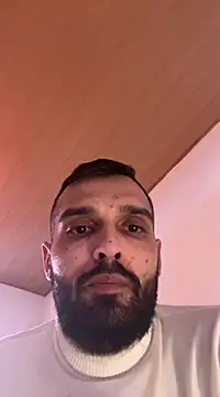 sisi1992 online show from March 6, 9:47 am