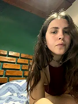 isadelasestrellas online show from November 13, 4:50 pm