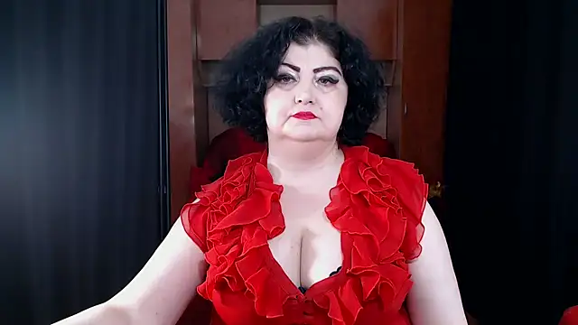 Snapshot of _MissJ_ chatting on February 14, 8:37 pm MissJ online show from February 14, 8:37 pm