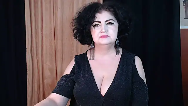  MissJ  online show from January 9, 8:50 am