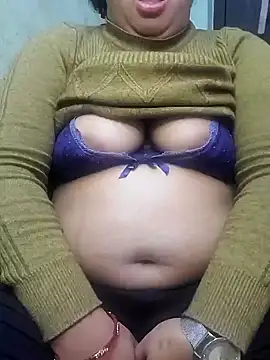 NepaliHotty online show from December 5, 2:09 am