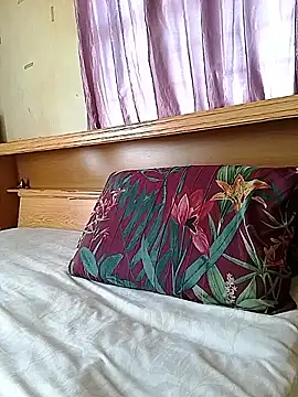 Hornyparratjie online show from October 22, 10:59 am