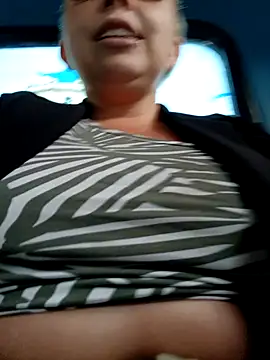 madelaine- online show from January 2, 7:07 pm