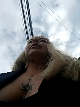 madelaine- online show from March 20, 10:07 pm