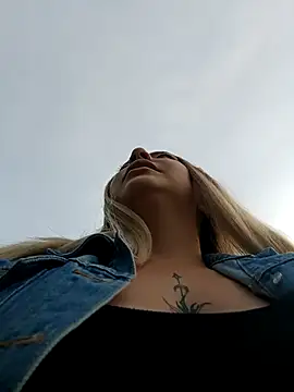 madelaine- online show from September 11, 10:21 pm