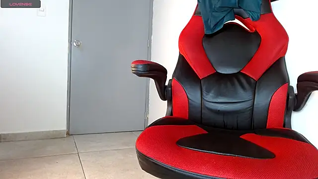 tonibelmont online show from February 25, 9:46 pm