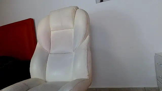 tonibelmont online show from March 10, 9:40 pm