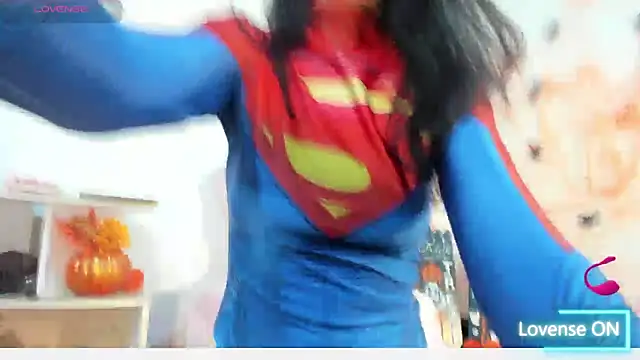 samira nylon1 online show from October 31, 10:33 pm