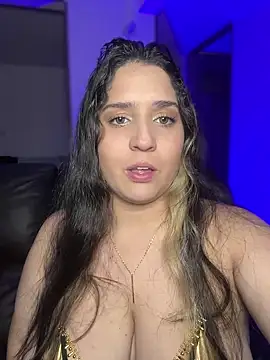 Snapshot of valentina_jonnes1 chatting on March 23, 3:10 am valentina jonnes1 online show from March 23, 3:10 am