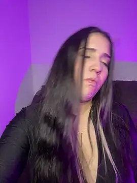 Snapshot of valentina_jonnes1 chatting on October 5, 6:23 am valentina jonnes1 online show from October 5, 6:23 am