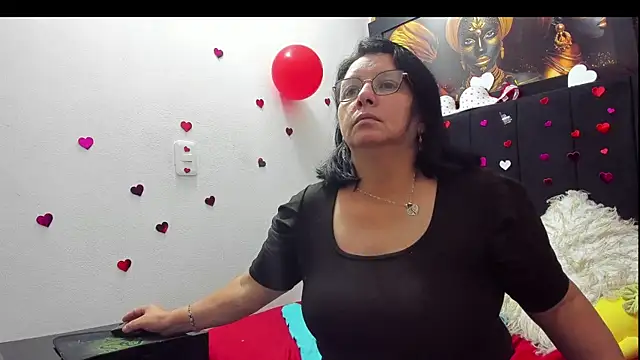 Evaaross 2345 online show from February 15, 2:36 pm