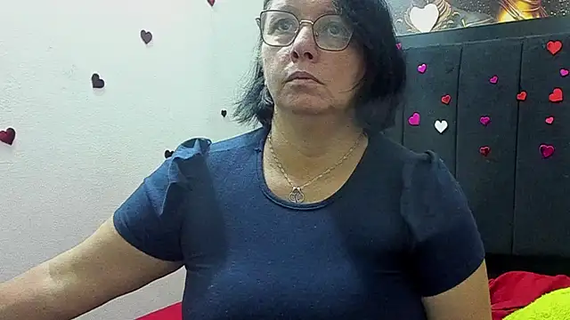 Evaaross 2345 online show from May 21, 10:55 am
