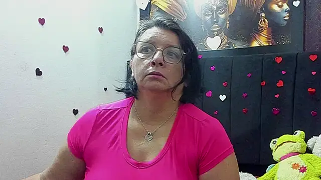 Evaaross 2345 online show from May 24, 1:38 pm
