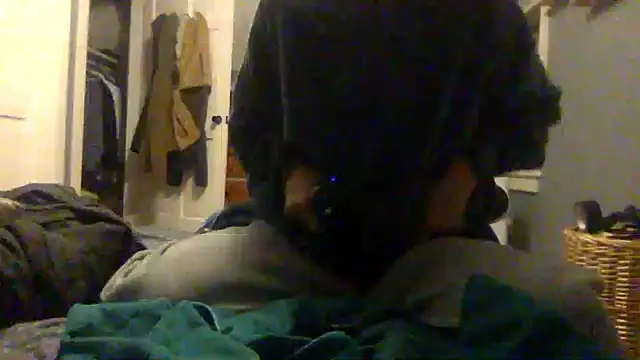 KittingGrappler online show from November 22, 1:48 am