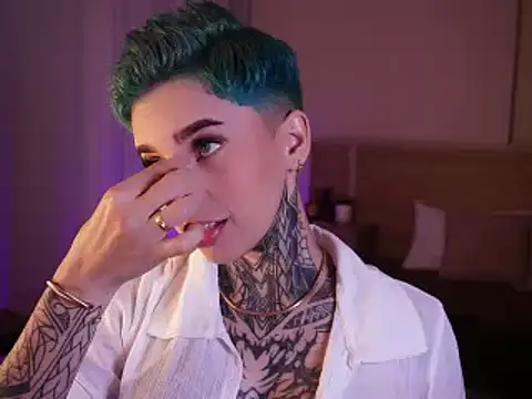 AliceShazaham  online show from January 5, 6:13 am