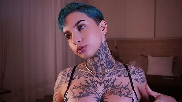 AliceShazaham  online show from January 20, 2:32 am