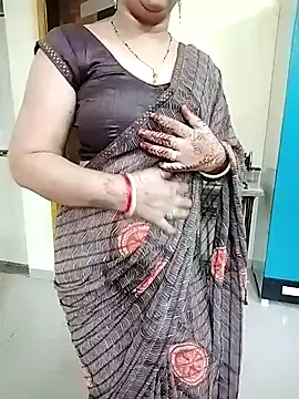 Snapshot of PayalSharmahot143 chatting on October 15, 2:55 am PayalSharmahot143 online show from October 15, 2:55 am