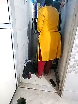 PayalSharmahot143 online show from December 2, 8:30 am