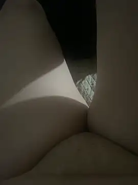 maria22A online show from September 21, 5:42 am