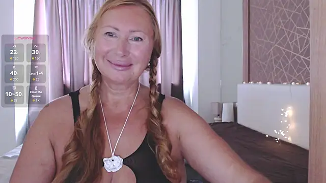  Monika sun  online show from May 25, 1:55 am