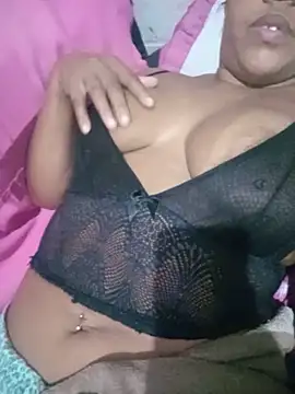 LuahSanthos online show from May 15, 12:23 pm