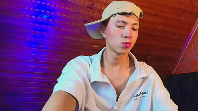 Justyn Ross online show from November 23, 11:37 pm