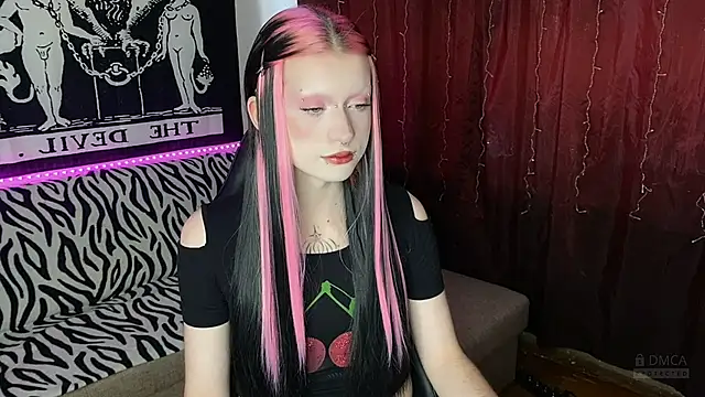 Snapshot of Vailyreb_ chatting on February 19, 9:06 am Vailyreb online show from February 19, 9:06 am