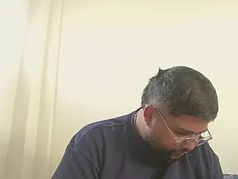 GABRIELGARCIA1313 online show from March 11, 9:32 pm