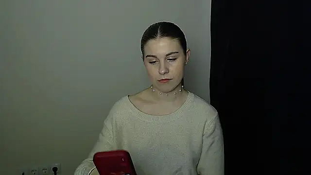 Snapshot of Sweet_Doll_Luna chatting on January 10, 12:15 pm Sweet Doll Luna online show from January 10, 12:15 pm