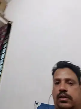 Snapshot of Raj1043 chatting on February 25, 6:20 pm Raj1043 online show from February 25, 6:20 pm