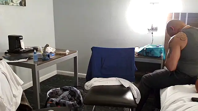 EatMyCake831 online show from February 9, 6:43 am