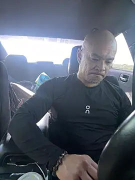 Snapshot of EatMyCake831 chatting on February 12, 6:14 pm EatMyCake831 online show from February 12, 6:14 pm