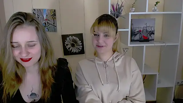 Snapshot of _Nicole_new chatting on March 13, 2:12 pm  Nicole new online show from March 13, 2:12 pm