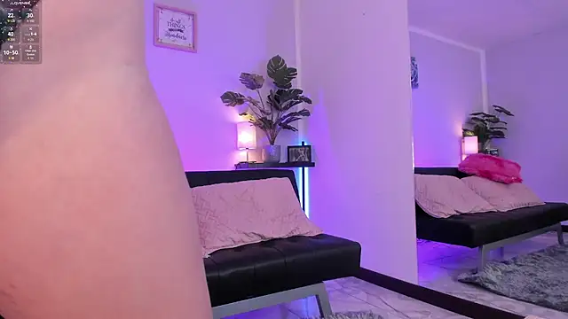 Aixaa charles online show from February 27, 12:02 pm